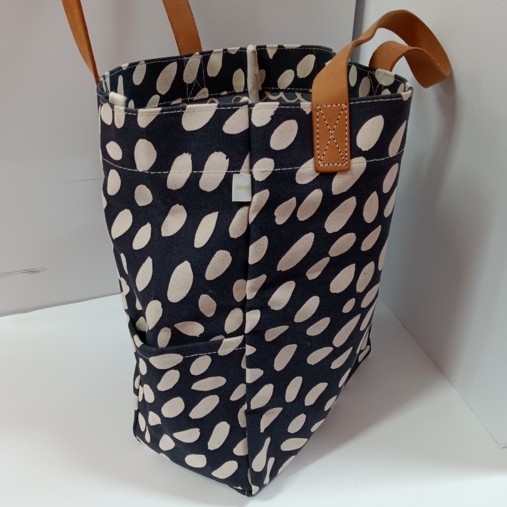 See Design/Donna Gorman Spotted Cheetah City Tote - Picture 5 of 14